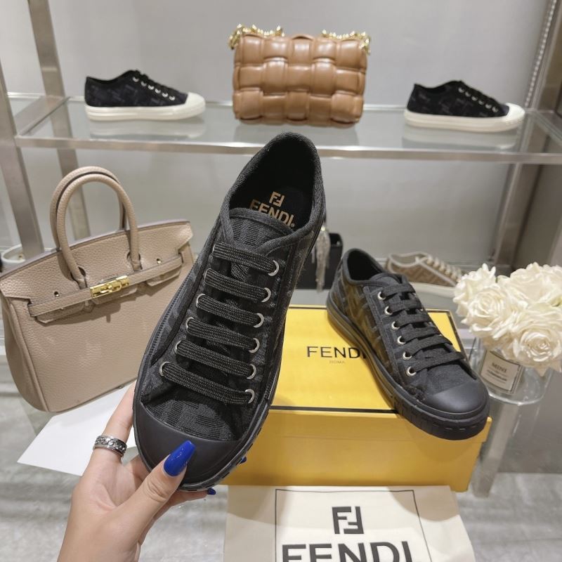 Fendi Low Shoes